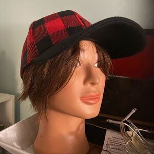 Buffalo Plaid Cap - adjustable size - 10%wool